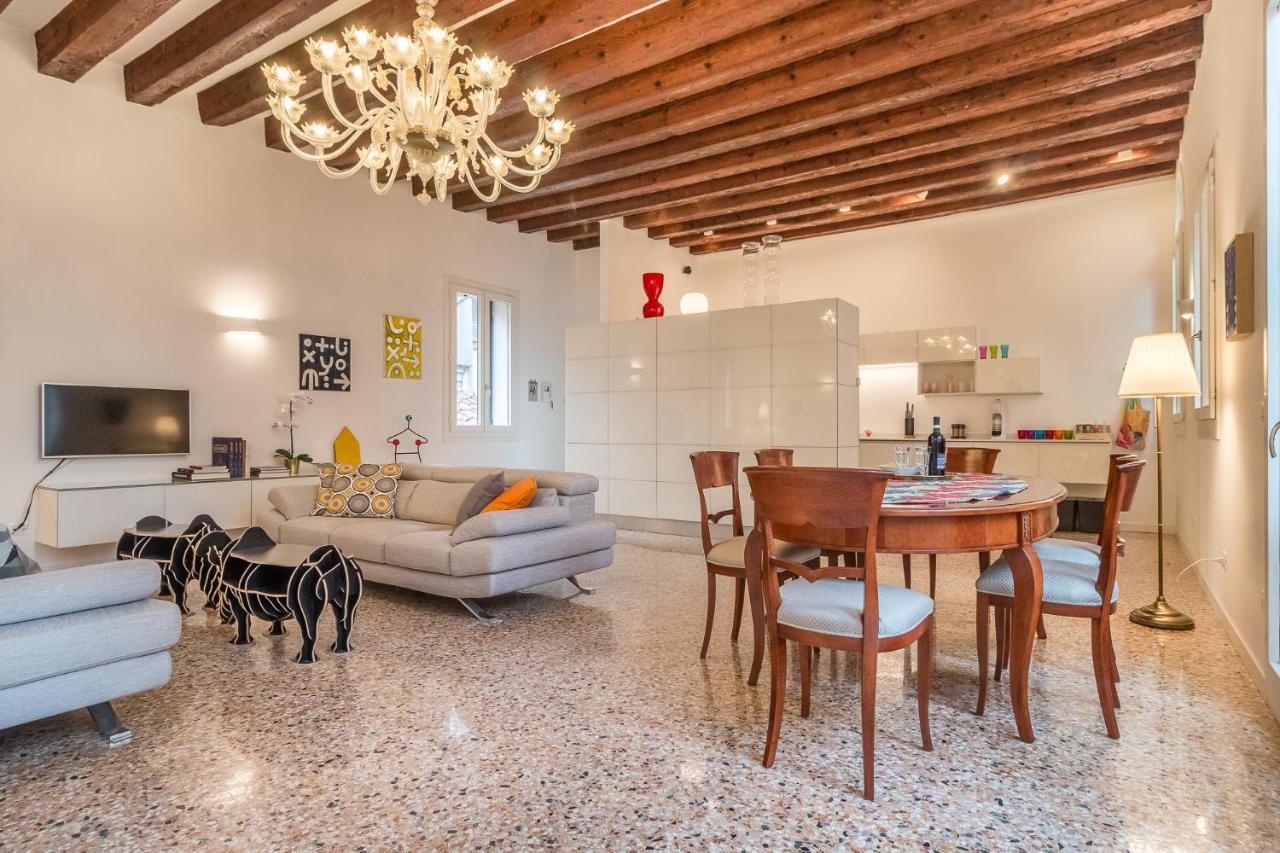 Gallery House Venezia Esterno foto