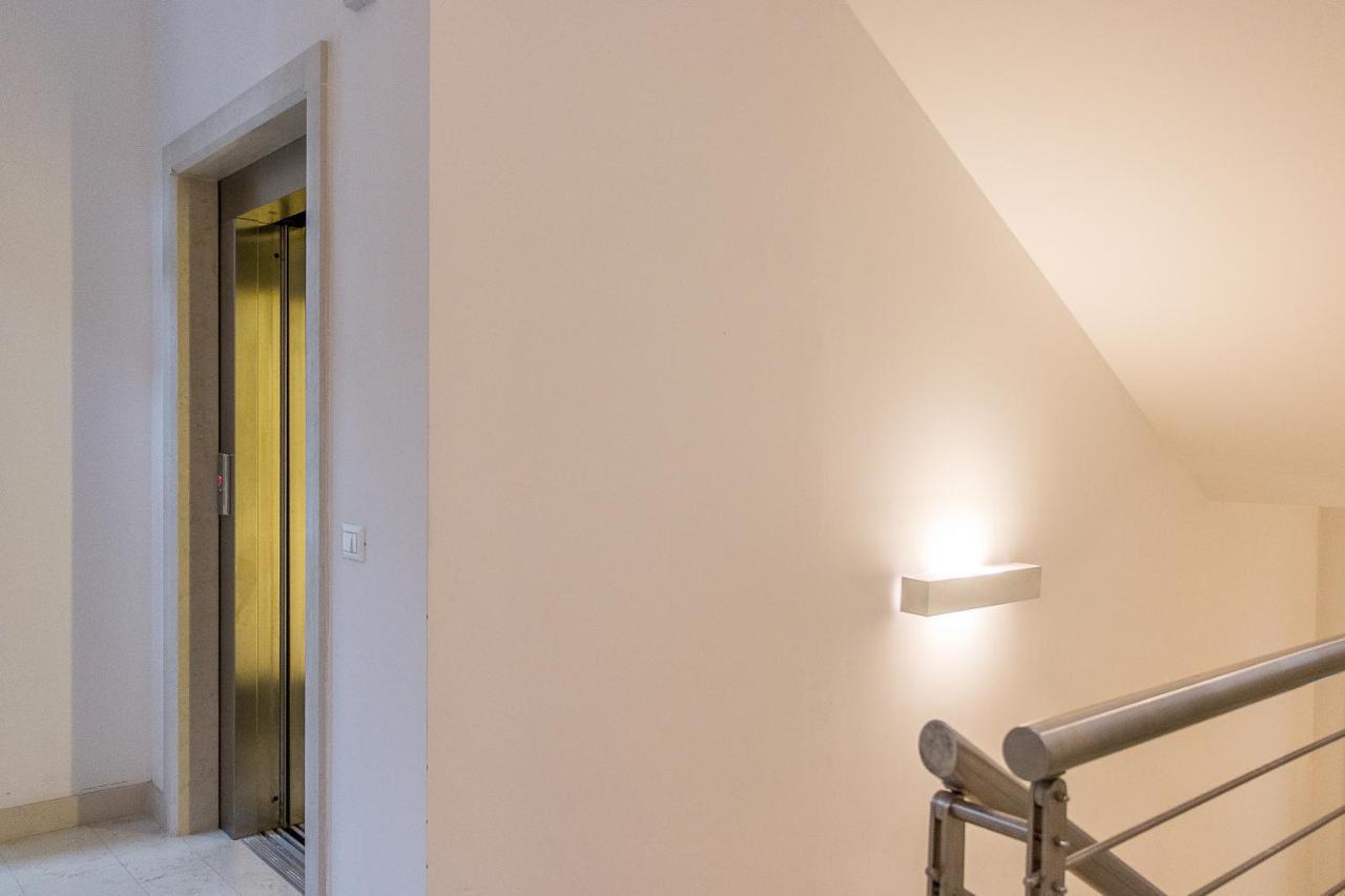 Gallery House Venezia Esterno foto